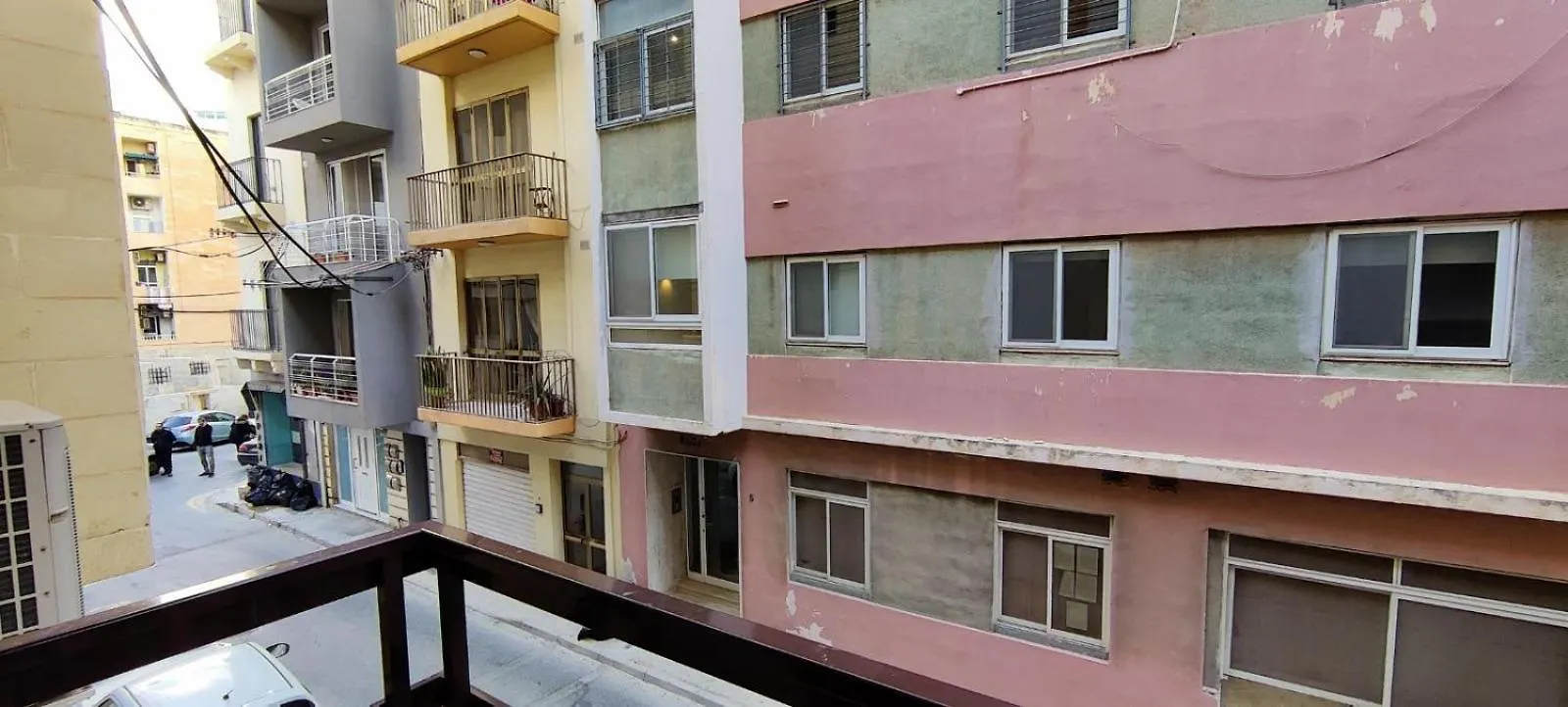 Amery R1 Sliema 0*,  Malta